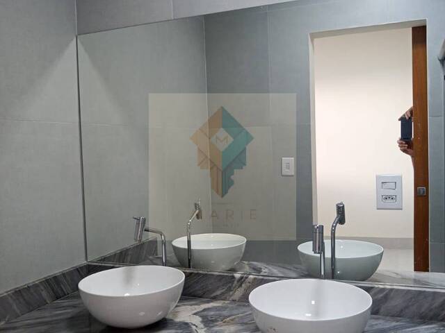 #142 - Casa para Venda em Cuiabá - MT - 2